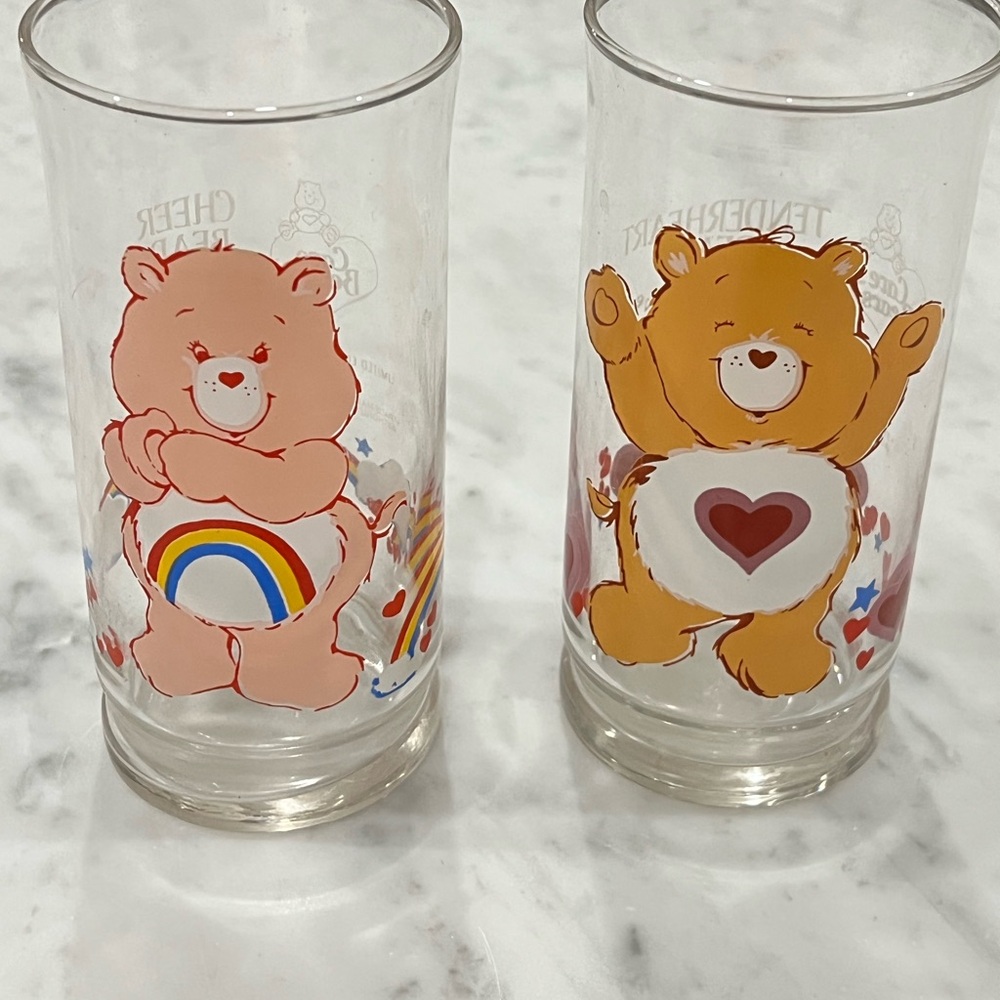 1983 Vintage Care Bear collector drinking glasses
